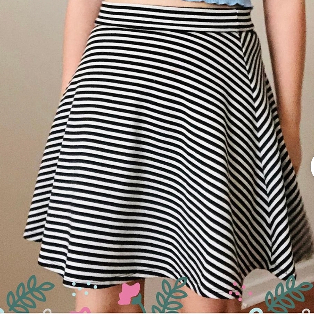 Gap striped skirt
